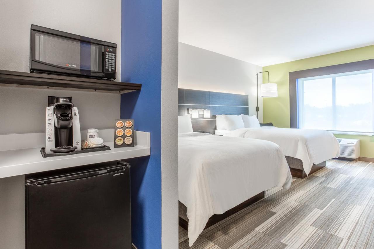 Express & - By Ihg Ottawa