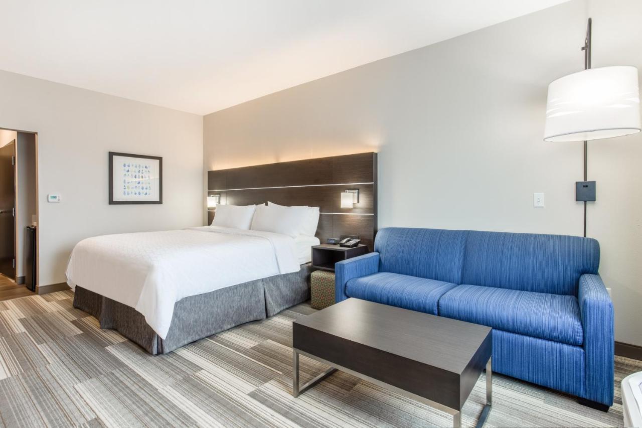 Express & - By Ihg Hotel 3*