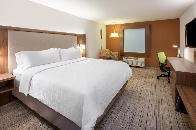Express & - By Ihg Hotel